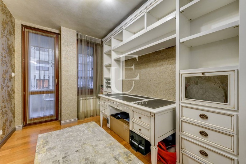 Продава 3-СТАЕН, гр. София, Лозенец, снимка 5 - Апартаменти - 52848474