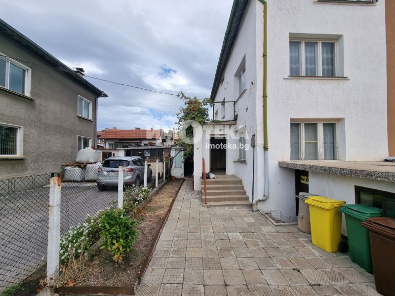 Till salu  Hus region Sofia , Dragoman , 157 kvm | 17304214 - bild [2]