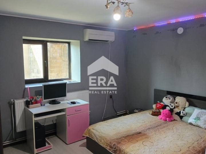 Продава КЪЩА, гр. Добрич, Рилци, снимка 8 - Къщи - 55216112
