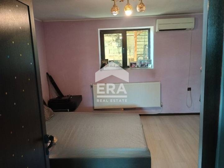 Продава КЪЩА, гр. Добрич, Рилци, снимка 11 - Къщи - 55216112