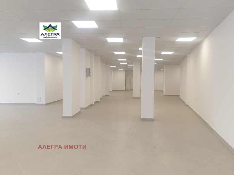 Продава  Магазин град Пазарджик , Център , 383 кв.м | 70213521 - изображение [4]
