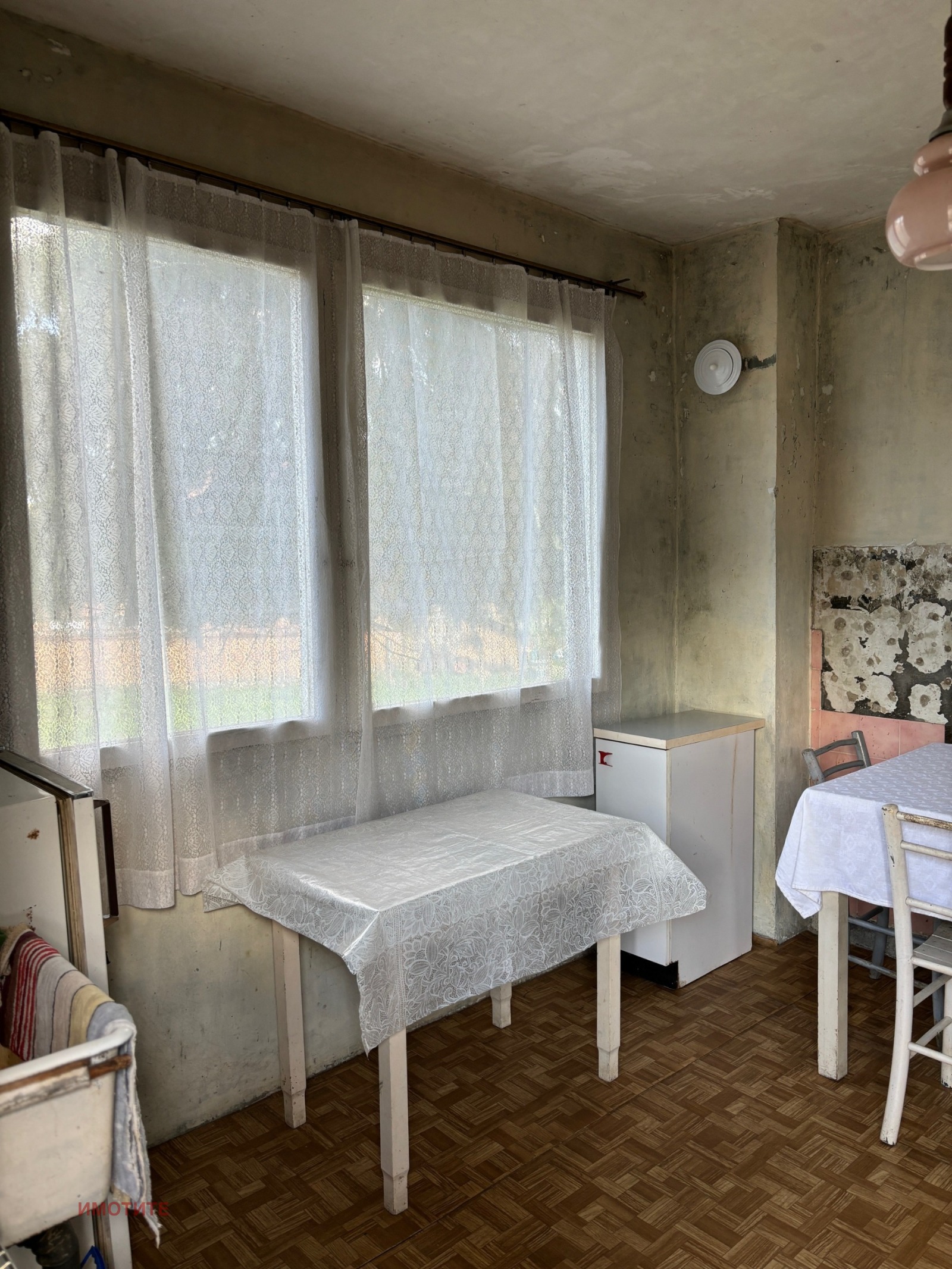 Продава КЪЩА, гр. Златица, област София област, снимка 6 - Къщи - 56182773