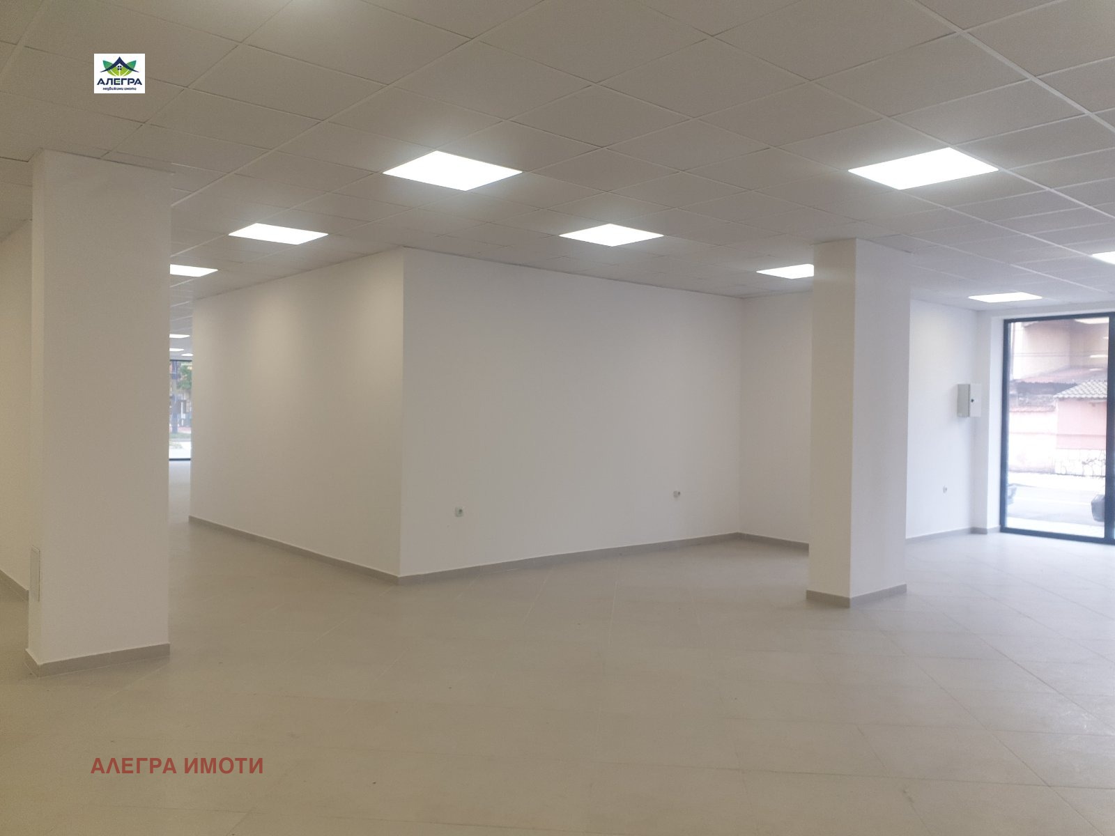 Продава МАГАЗИН, гр. Пазарджик, Център, снимка 2 - Магазини - 50781778