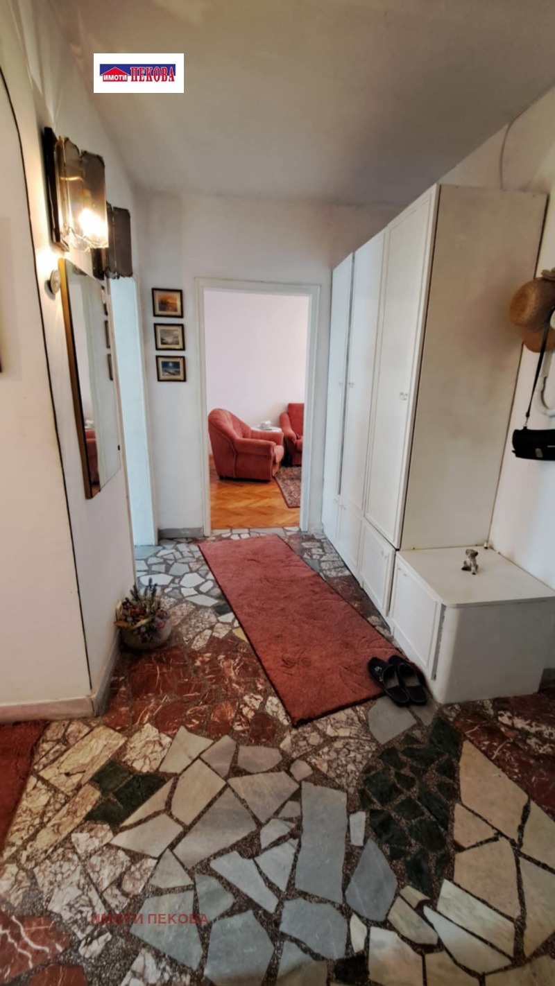Продава  3-стаен град Видин , Петко Каравелов , 100 кв.м | 44476425 - изображение [16]