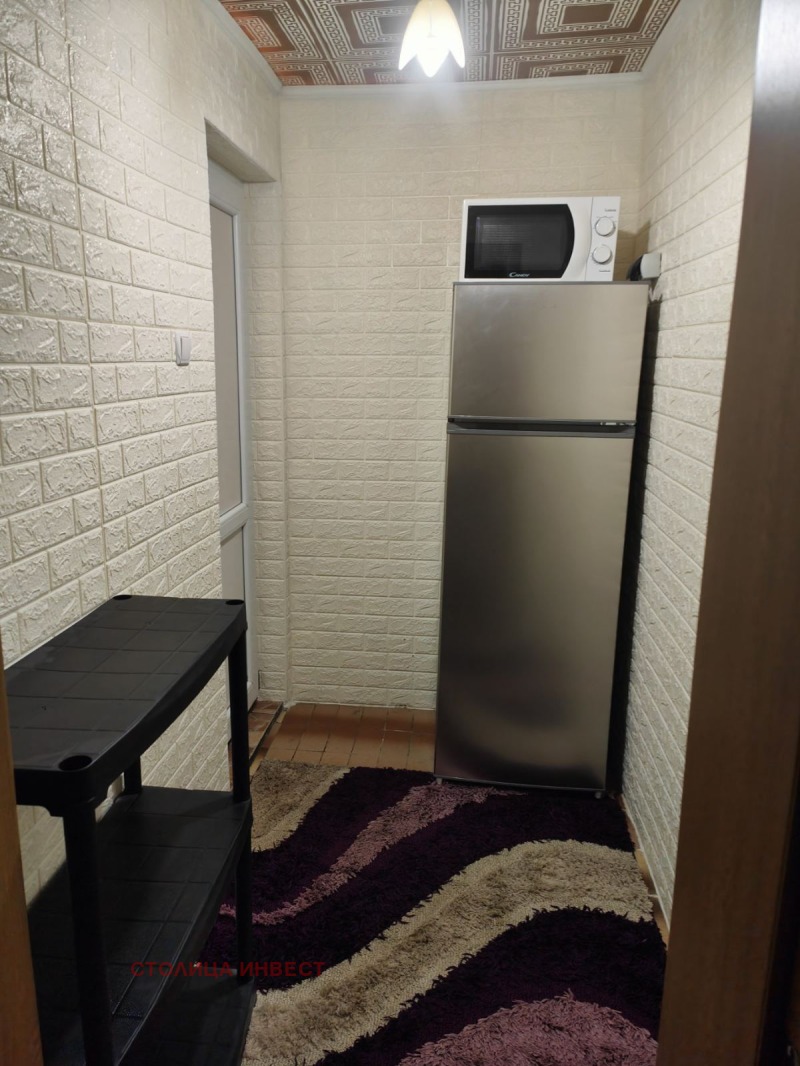 Продава ЕТАЖ ОТ КЪЩА, гр. Русе, Дружба 2, снимка 2 - Етаж от къща - 53455256