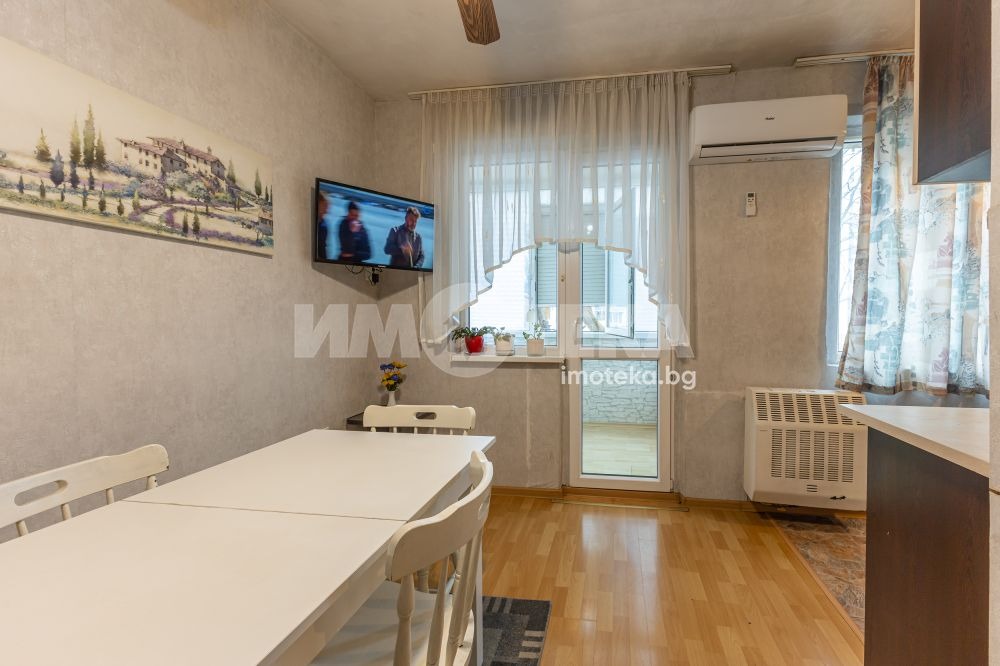 Продава 3-СТАЕН, гр. Варна, Център, снимка 6 - Апартаменти - 54520446