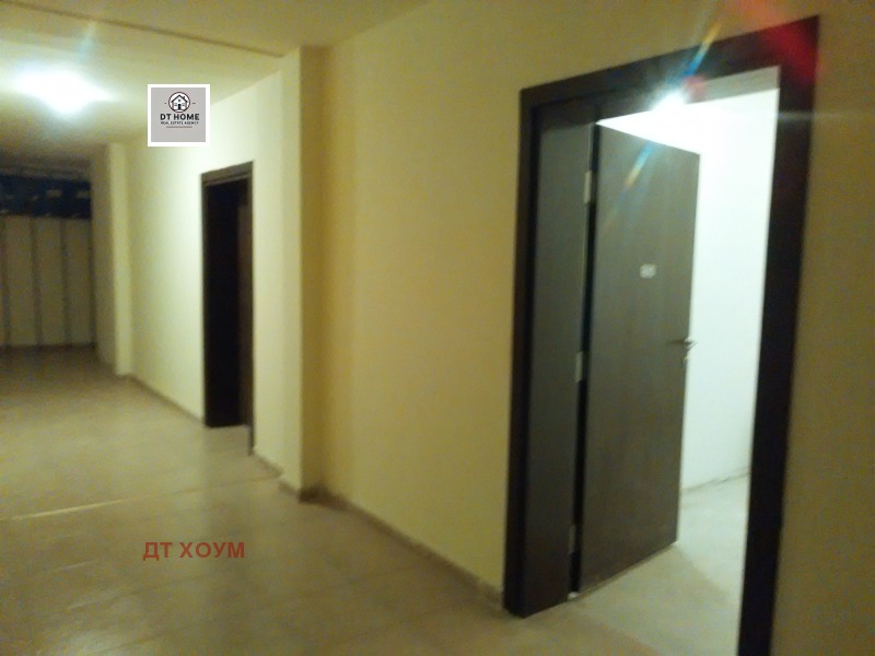 Продава СКЛАД в град Русе, Родина 1 - 8 кв.м / 15 400 € » 30 119.78 лв., ДТ ХОУМ