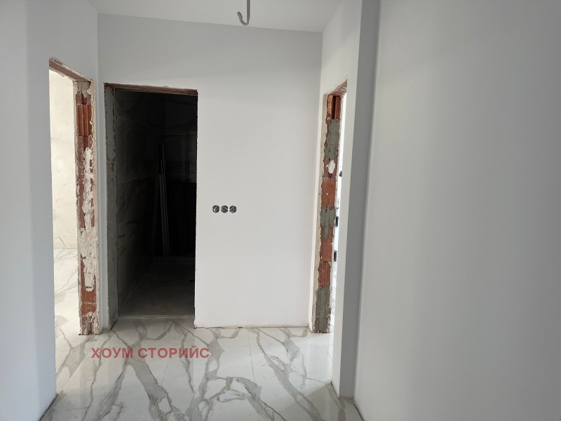 De vânzare  2 dormitoare Sofia , Crâstova vada , 75 mp | 68913654 - imagine [2]