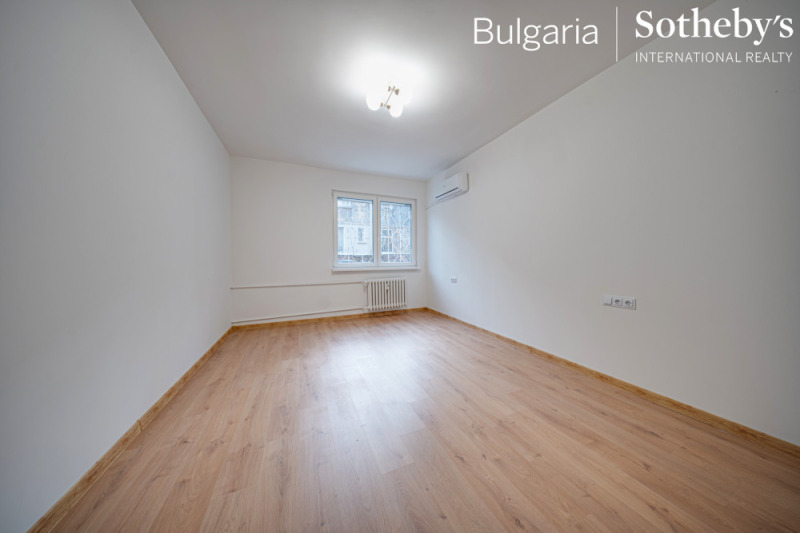 Продава 3-СТАЕН, гр. София, Център, снимка 14 - Апартаменти - 53368109