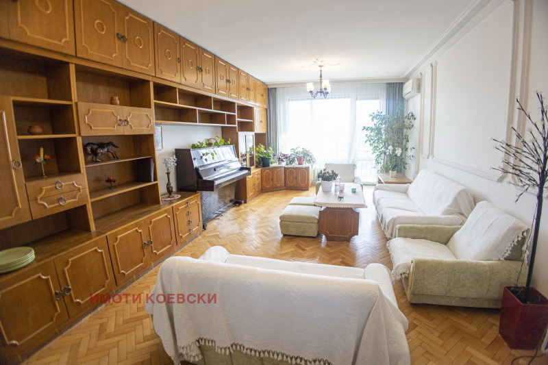 Продава  Многостаен град София , Лагера , 119 кв.м | 26866483