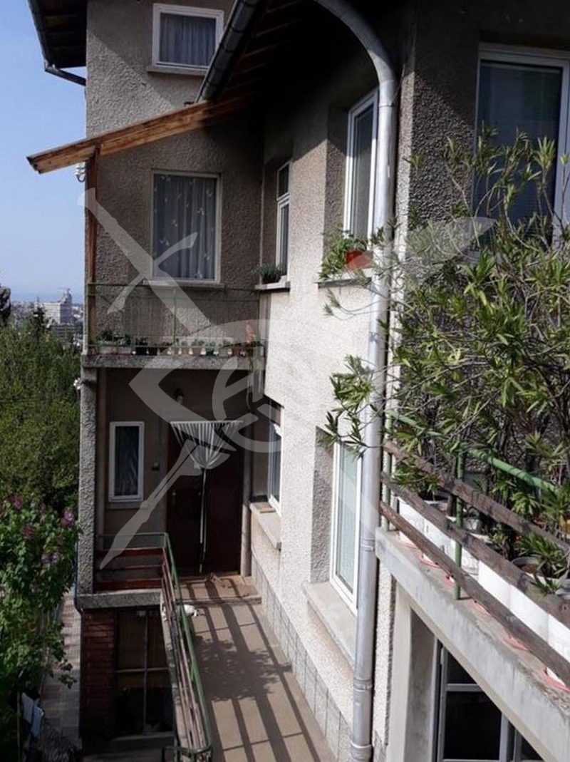 Eladó  Ház Sofia , m-t Gardova glava , 330 négyzetméter | 66746127 - kép [3]