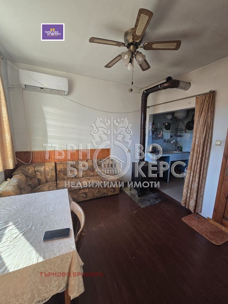 Продава КЪЩА, гр. Дебелец, област Велико Търново, снимка 14 - Къщи - 52441833