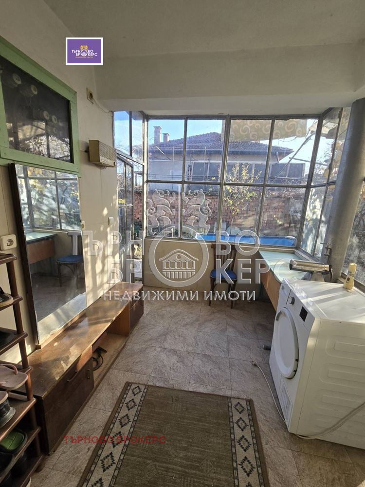 Продава КЪЩА, гр. Дебелец, област Велико Търново, снимка 8 - Къщи - 52441833