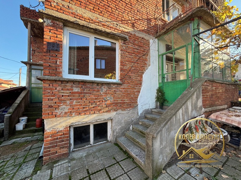 Продава КЪЩА, гр. Харманли, област Хасково, снимка 2 - Къщи - 52482203