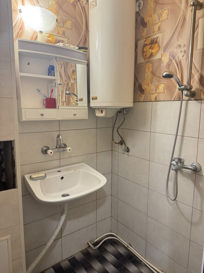 Myytävänä  1 makuuhuone Ruse , Zdravets Iztok , 60 neliömetriä | 69346379 - kuva [6]