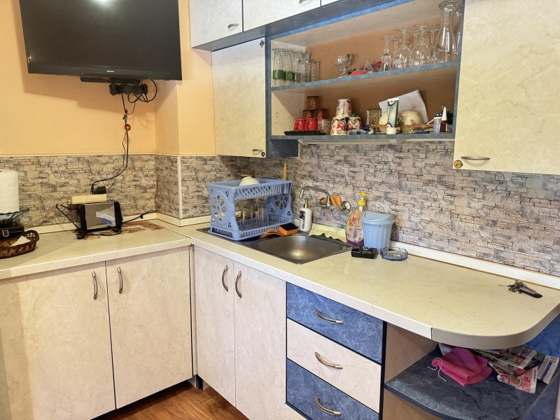 Продава  2-стаен, град Русе, Здравец Изток • 82 000 EUR • ID 26993455 — holmes.bg - [1] 