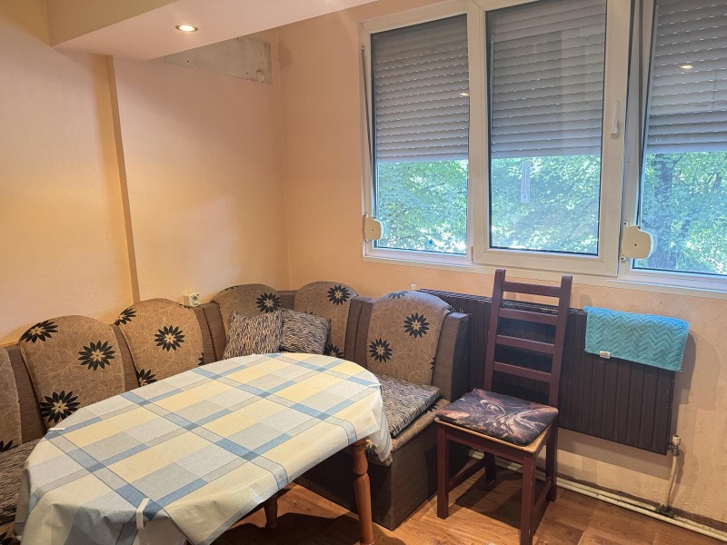 Myytävänä  1 makuuhuone Ruse , Zdravets Iztok , 60 neliömetriä | 69346379 - kuva [2]