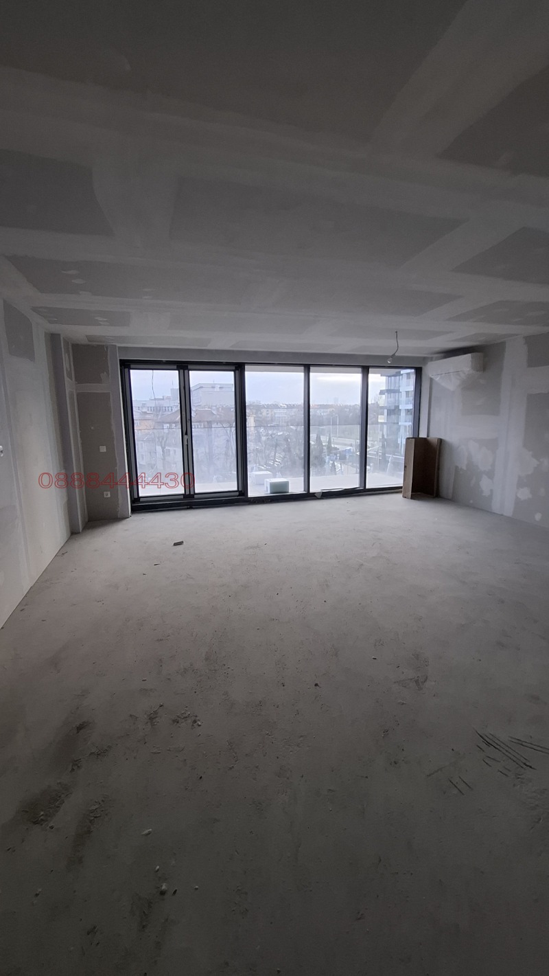 Продава 3-СТАЕН, гр. София, Оборище, снимка 2 - Апартаменти - 53303134