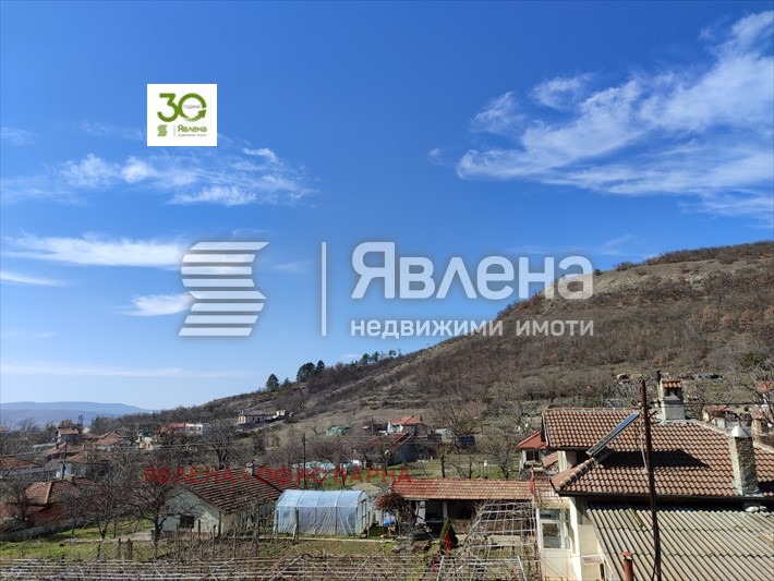 Продава КЪЩА, с. Кипра, област Варна, снимка 2 - Къщи - 49442506