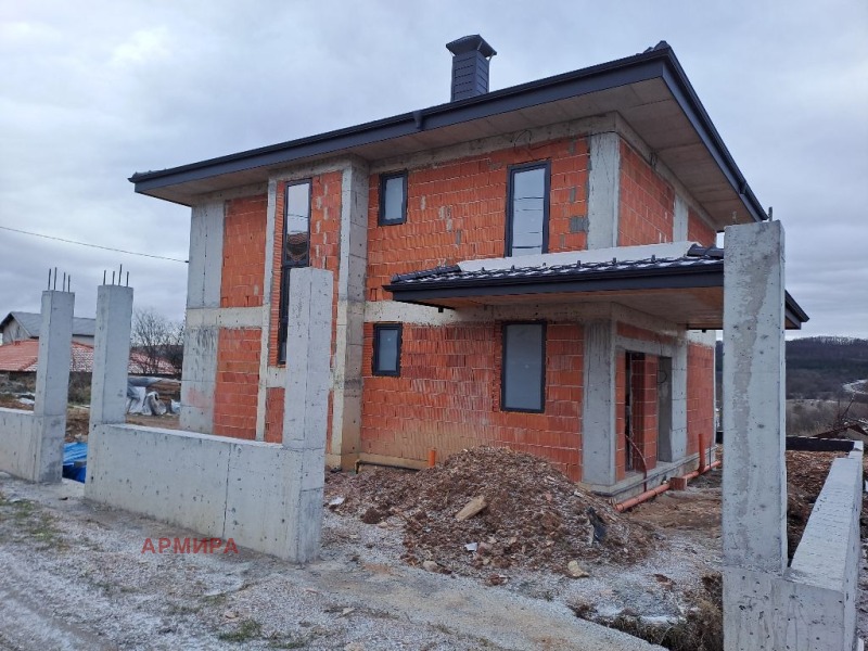 Продава КЪЩА, с. Вакарел, област София област, снимка 2 - Къщи - 51014723