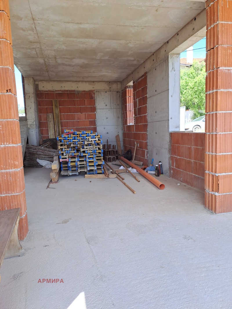 Продава  Къща област София , с. Вакарел , 220 кв.м | 77496837 - изображение [8]