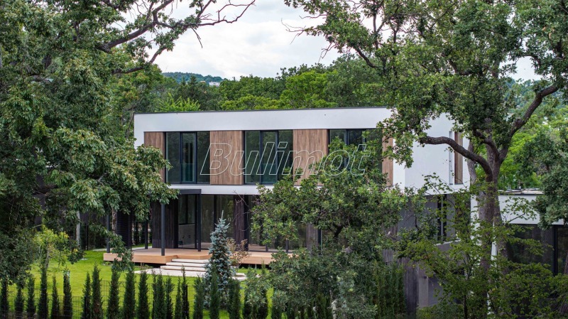 Продава КЪЩА, гр. Варна, к.к. Св.Св. Константин и Елена, снимка 3 - Къщи - 52885435