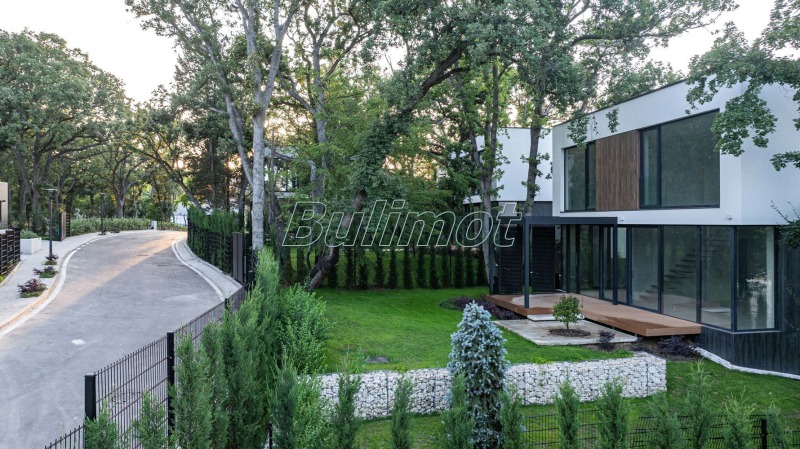 Продава КЪЩА, гр. Варна, к.к. Св.Св. Константин и Елена, снимка 6 - Къщи - 52885435