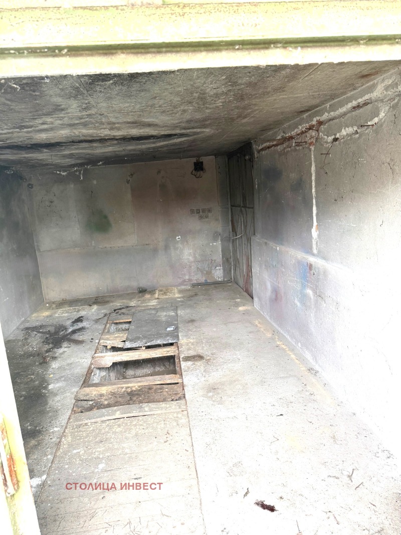 Продава ГАРАЖ, ПАРКОМЯСТО, гр. Мартен, област Русе, снимка 2 - Гаражи и паркоместа - 52732065