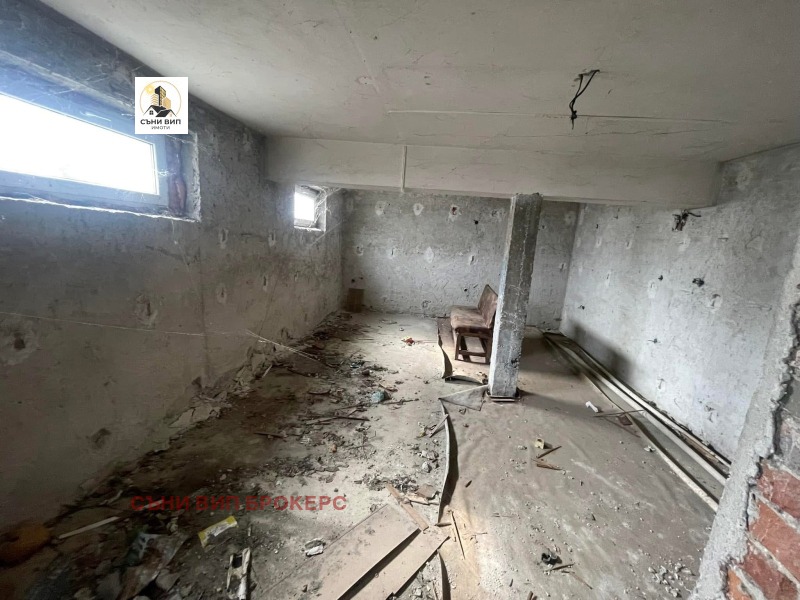 Продава ПРОМ. ПОМЕЩЕНИЕ, гр. Левски, област Плевен, снимка 13 - Производствени сгради - 53012407