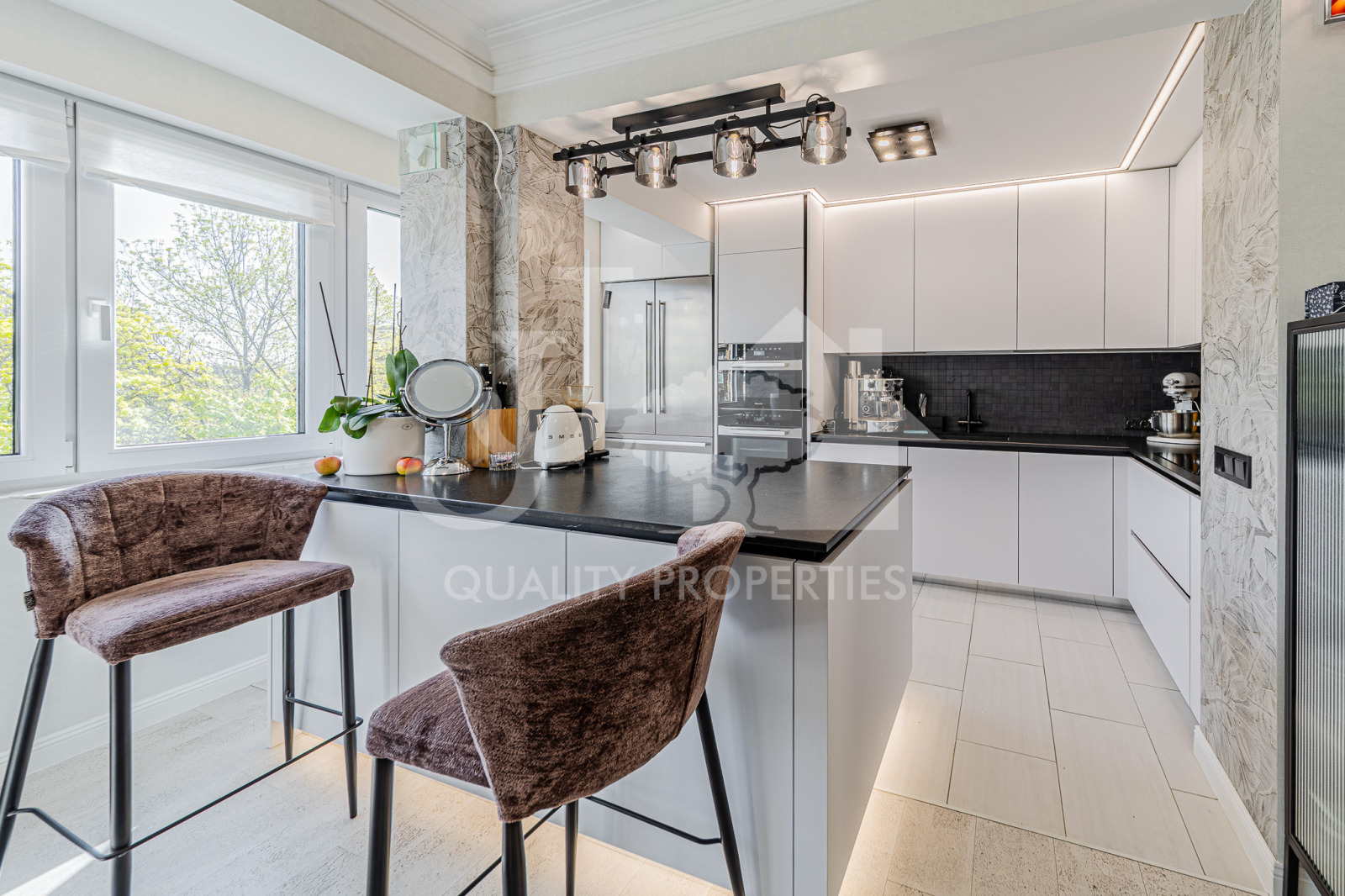 Продава 4-СТАЕН, гр. София, Изток, снимка 7 - Апартаменти - 54302322