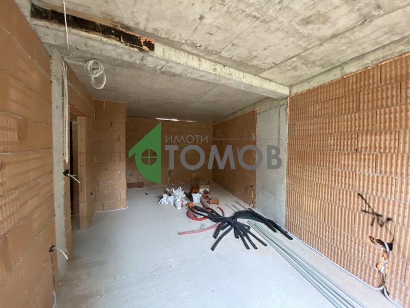Продава 2-СТАЕН в град Шумен, Център - 77 кв.м / 106 500 € » 208 295.90 лв., ИМОТИ ТОМОВ