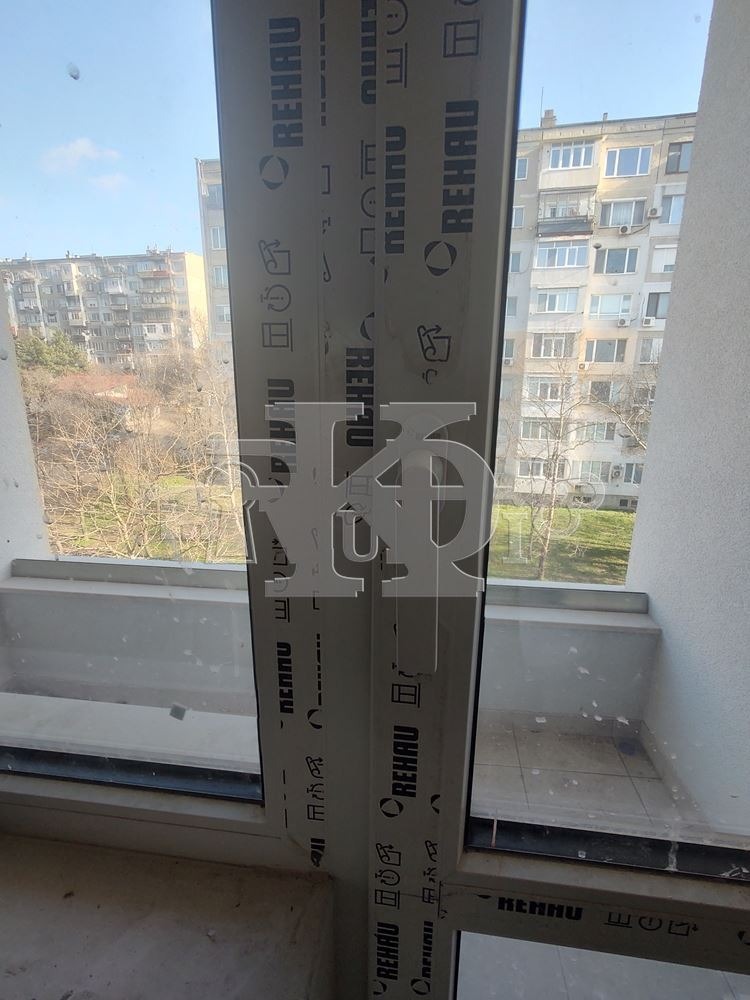 Продава 3-СТАЕН, гр. Добрич, Христо Ботев, снимка 10 - Апартаменти - 48762210