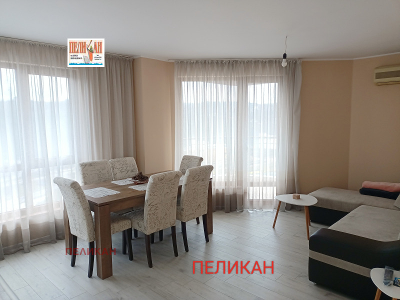 Продава 3-СТАЕН, гр. Велико Търново, Център, снимка 1 - Aпартаменти - 49210720