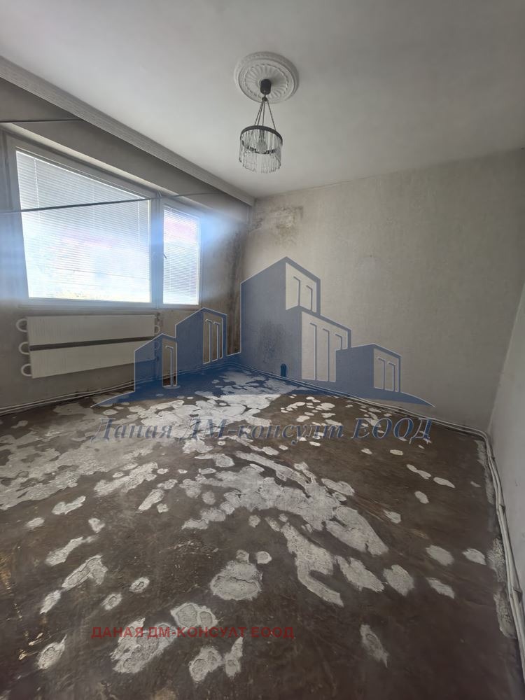Продава 3-СТАЕН, гр. Шумен, Боян Българанов 1, снимка 2 - Апартаменти - 56319997