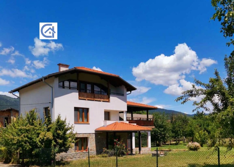 Till salu  Hus region Lovech , Aprilci , 360 kvm | 30359061