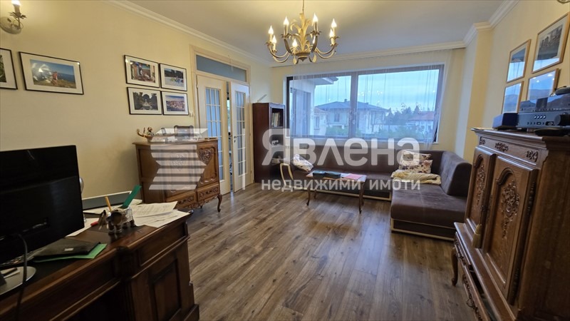 Na sprzedaż  Dom region Warny , Priselci , 400 mkw | 44402840 - obraz [13]