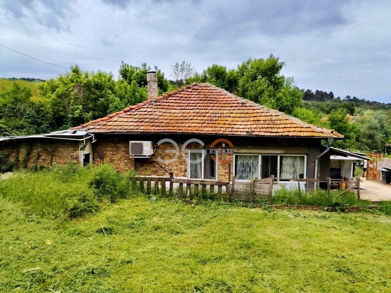 Продава КЪЩА, гр. Белослав, област Варна