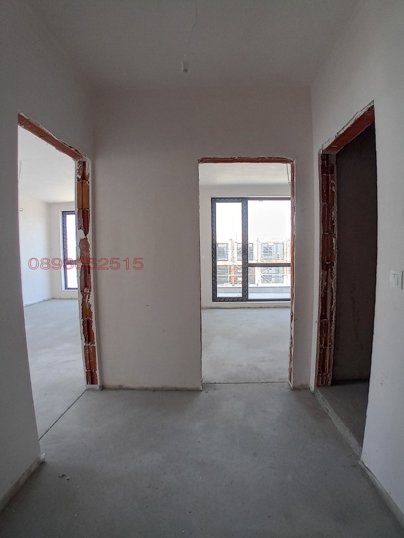 Продава  2-стаен град Пловдив , Остромила , 72 кв.м | 18142218 - изображение [8]