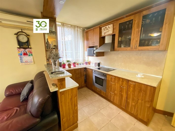 Продава 4-СТАЕН, гр. Варна, Лятно кино Тракия, снимка 3 - Апартаменти - 54277741