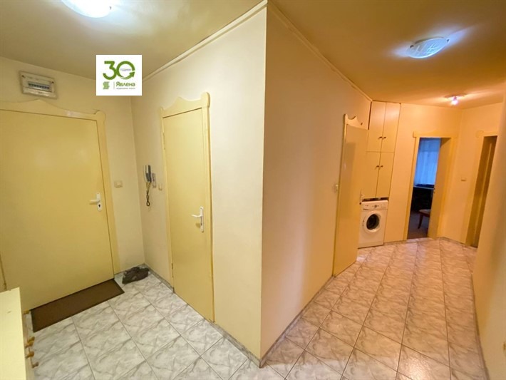 Продава 4-СТАЕН, гр. Варна, Лятно кино Тракия, снимка 4 - Апартаменти - 54277741