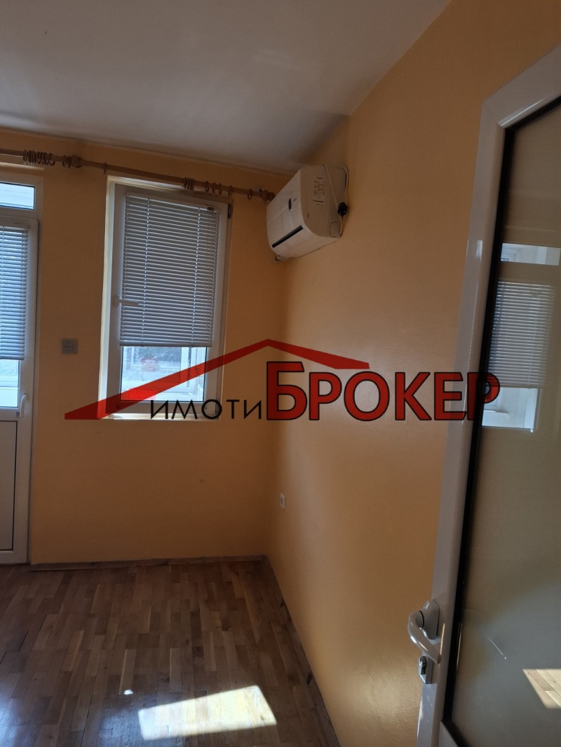Продава  Многостаен град Сливен , Център , 121 кв.м | 70295626 - изображение [6]