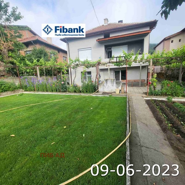 Продава КЪЩА, гр. Симитли, област Благоевград, снимка 3 - Къщи - 54995374
