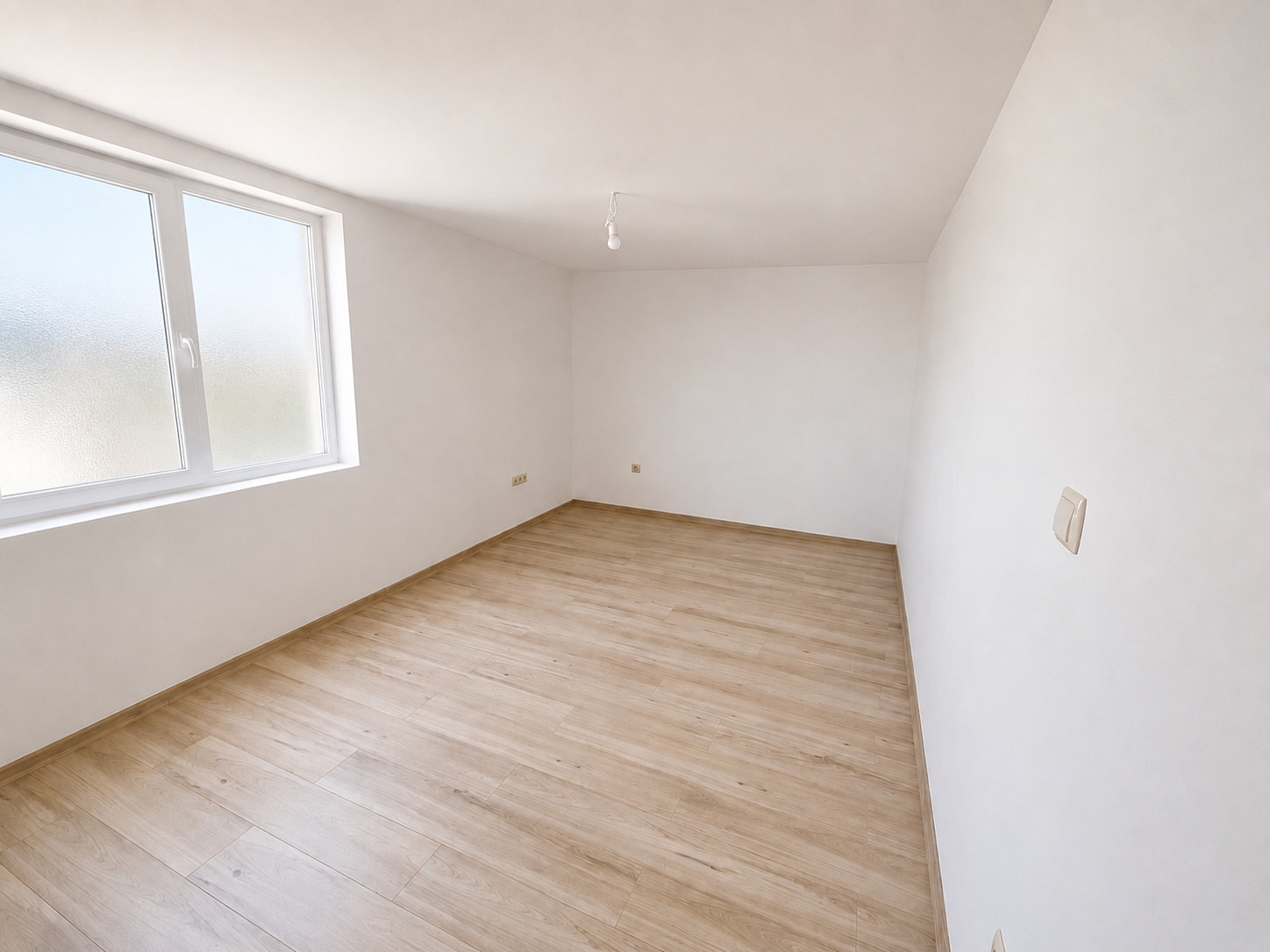 Продава 3-СТАЕН, гр. Шумен, Тракия, снимка 2 - Апартаменти - 55742351