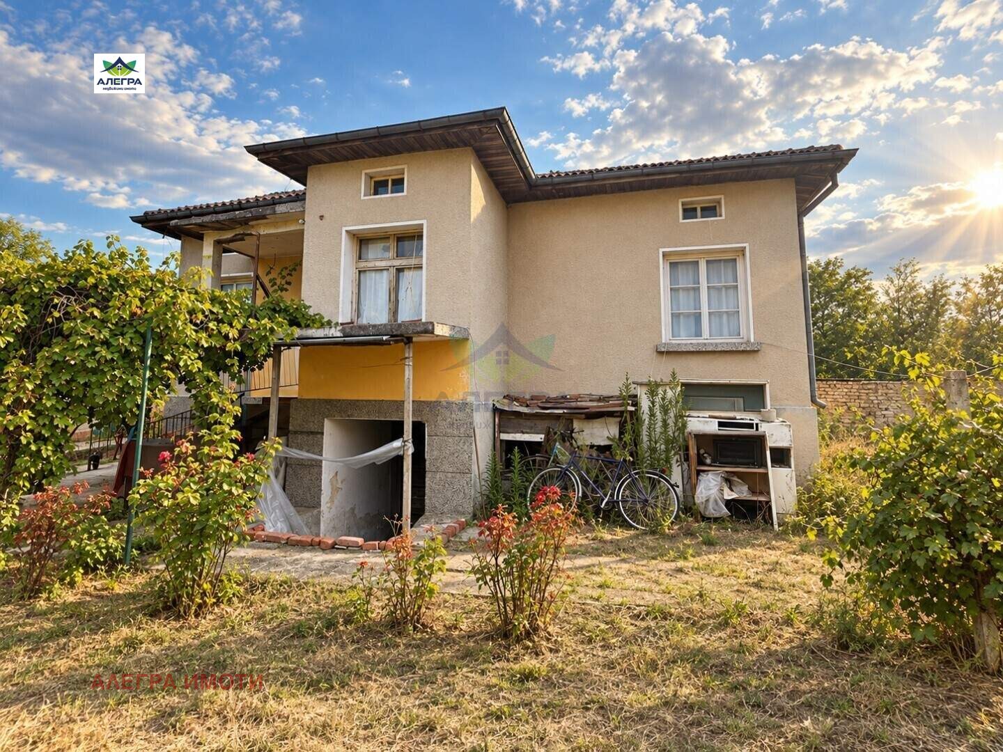 Продава КЪЩА, с. Виноградец, област Пазарджик