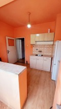 Продава 2-СТАЕН, град Добрич, Дружба 2 • 113000 лв. / 57775.98 € • 31255935 10