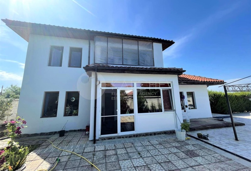 Продава КЪЩА в област Добрич, гр. Балчик - 151 кв.м / 158 000 € » 309 021.14 лв., КАЛЧЕВ