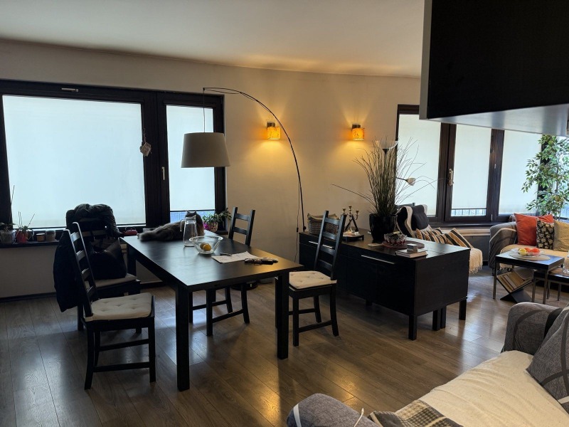 Продава 3-СТАЕН, гр. София, Център, снимка 2 - Апартаменти - 52876300