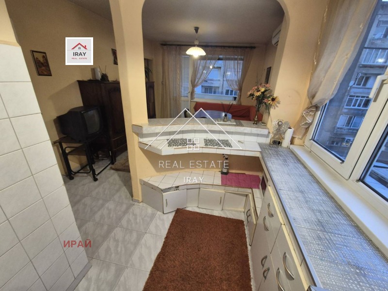 Продава МНОГОСТАЕН, гр. Стара Загора, Център, снимка 4 - Апартаменти - 52522351