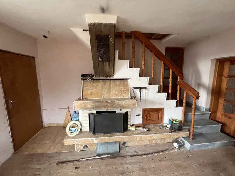 Продава КЪЩА, с. Долно Сахране, област Стара Загора, снимка 3 - Къщи - 51602745