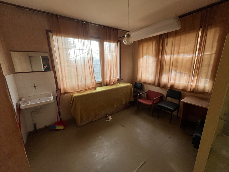 Продава КЪЩА, с. Долно Сахране, област Стара Загора, снимка 14 - Къщи - 51602745